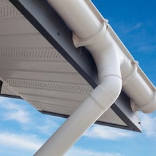 Clear Signs Your Home's Gutters Are Overdue for a Cleaning